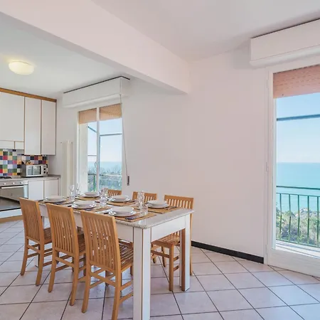 Apartment Il Sole All'improvviso By Interhome *